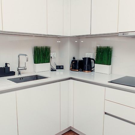 2 Bed Flat London Lägenhet Exteriör bild